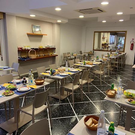 Hotel Domus Mea Cattolica Ngoại thất bức ảnh