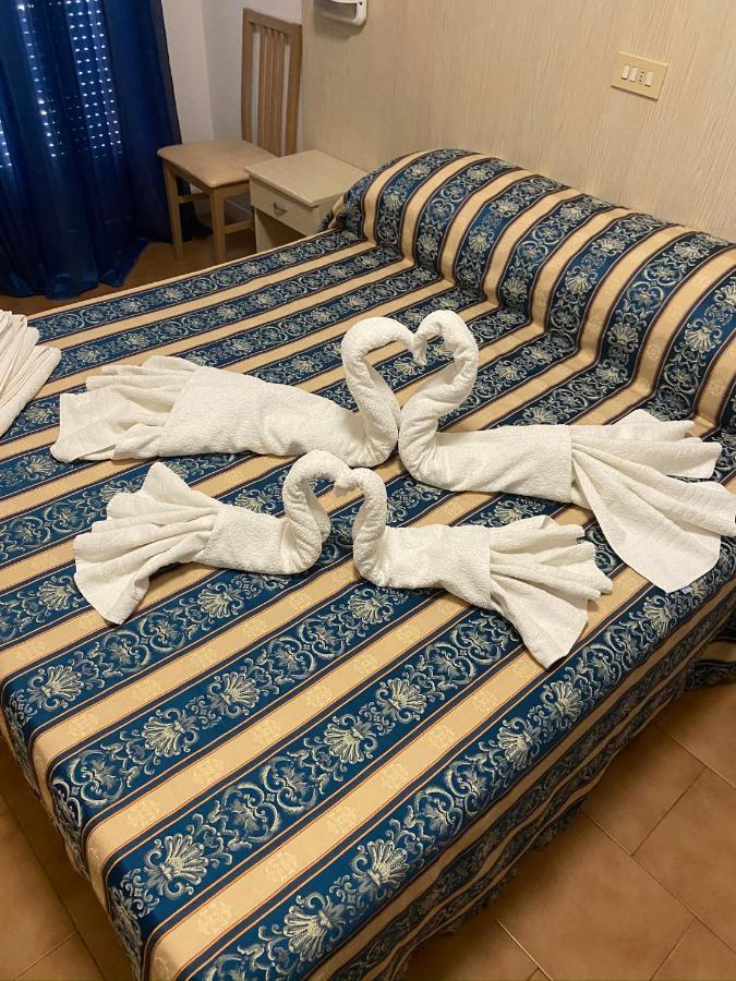 Hotel Domus Mea Cattolica Ngoại thất bức ảnh