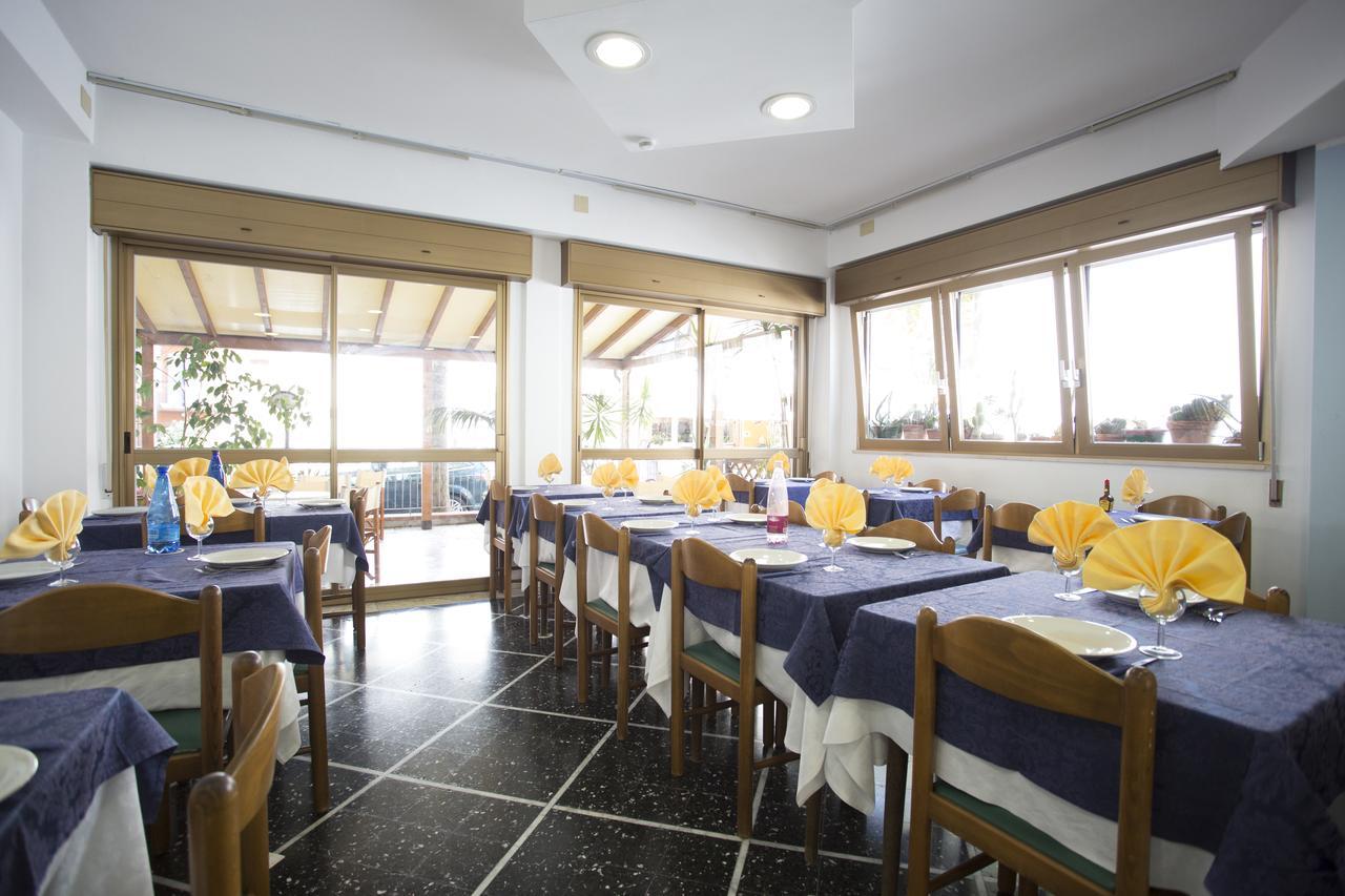Hotel Domus Mea Cattolica Ngoại thất bức ảnh