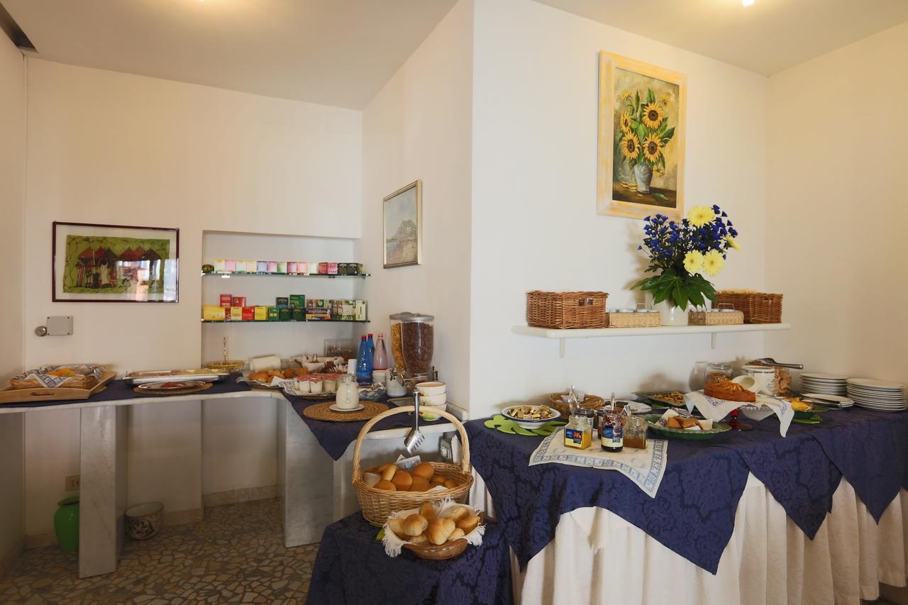 Hotel Domus Mea Cattolica Ngoại thất bức ảnh